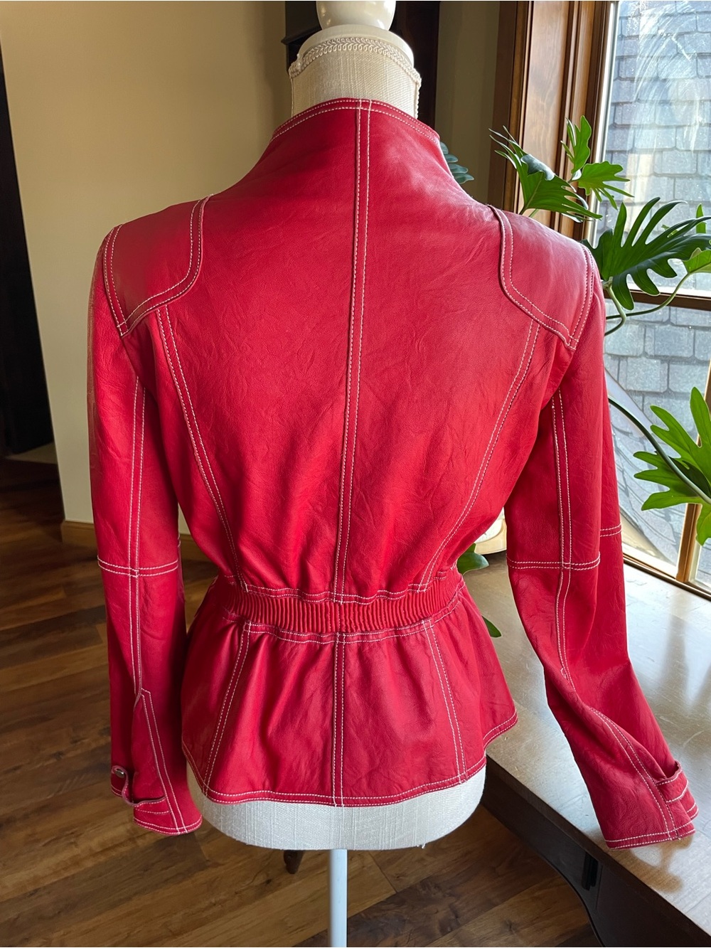 Anne Klein Red Zip-Front Genuine Leather Hour Glass Peplum Jacket size S - Picture 4 of 12